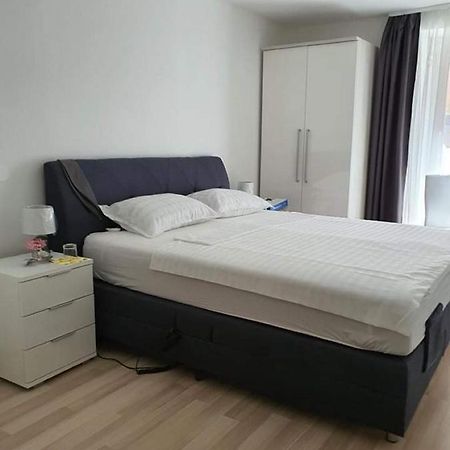 Aldi 2 Apartment Пула Екстериор снимка