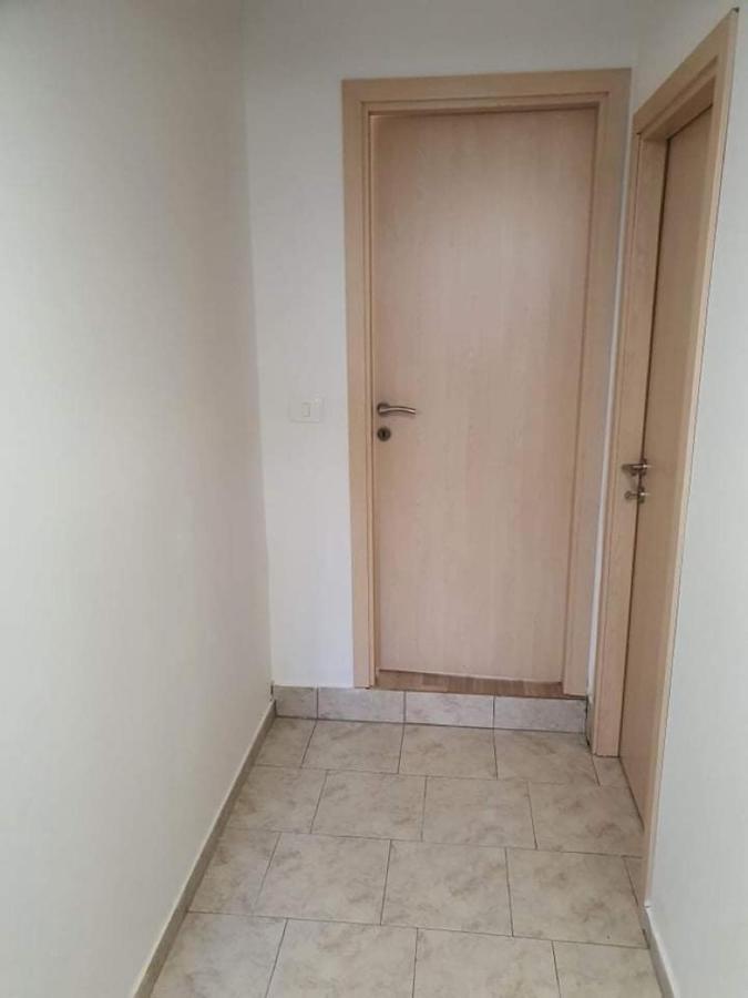 Aldi 2 Apartment Пула Екстериор снимка