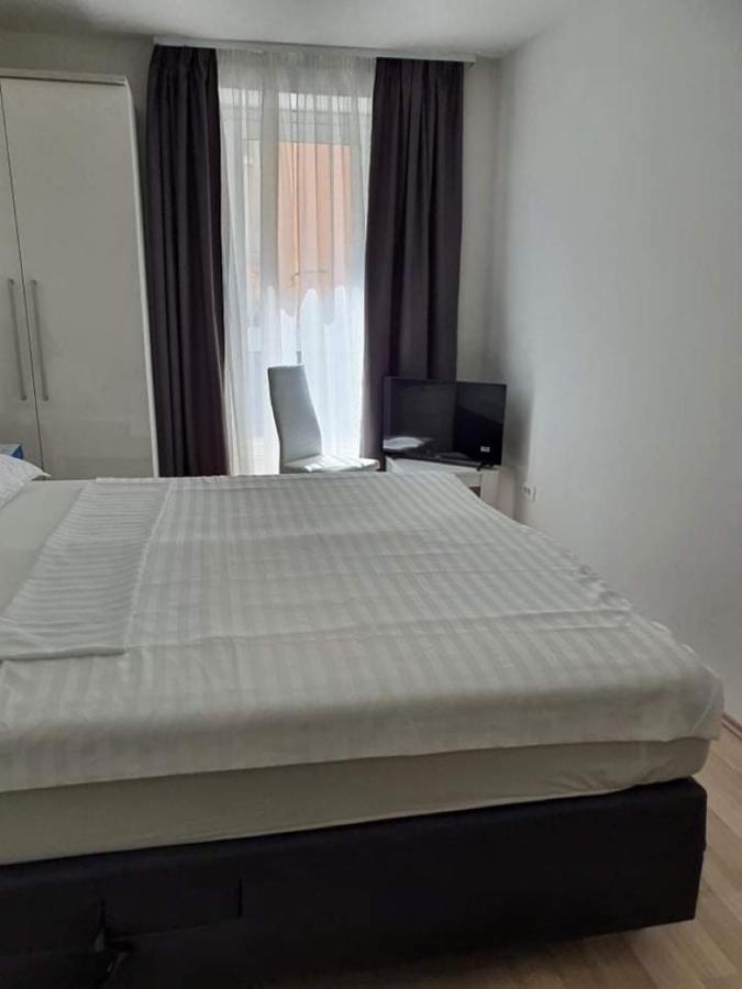 Aldi 2 Apartment Пула Екстериор снимка